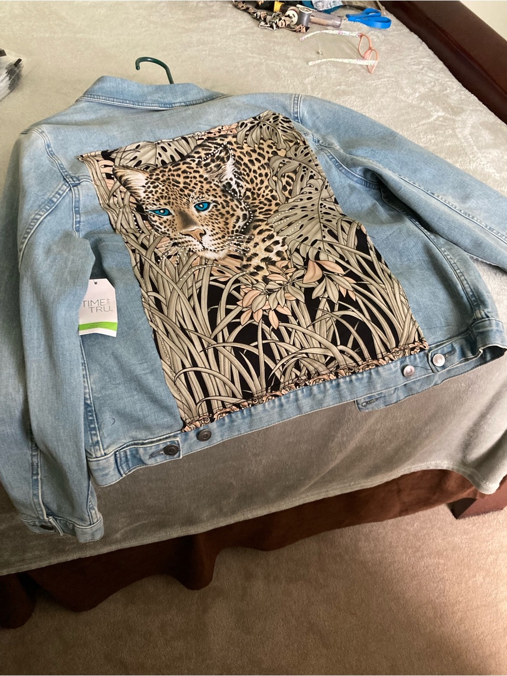Time and Tru Light Wash Denim Jacket - Blue - Picture 8 of 8